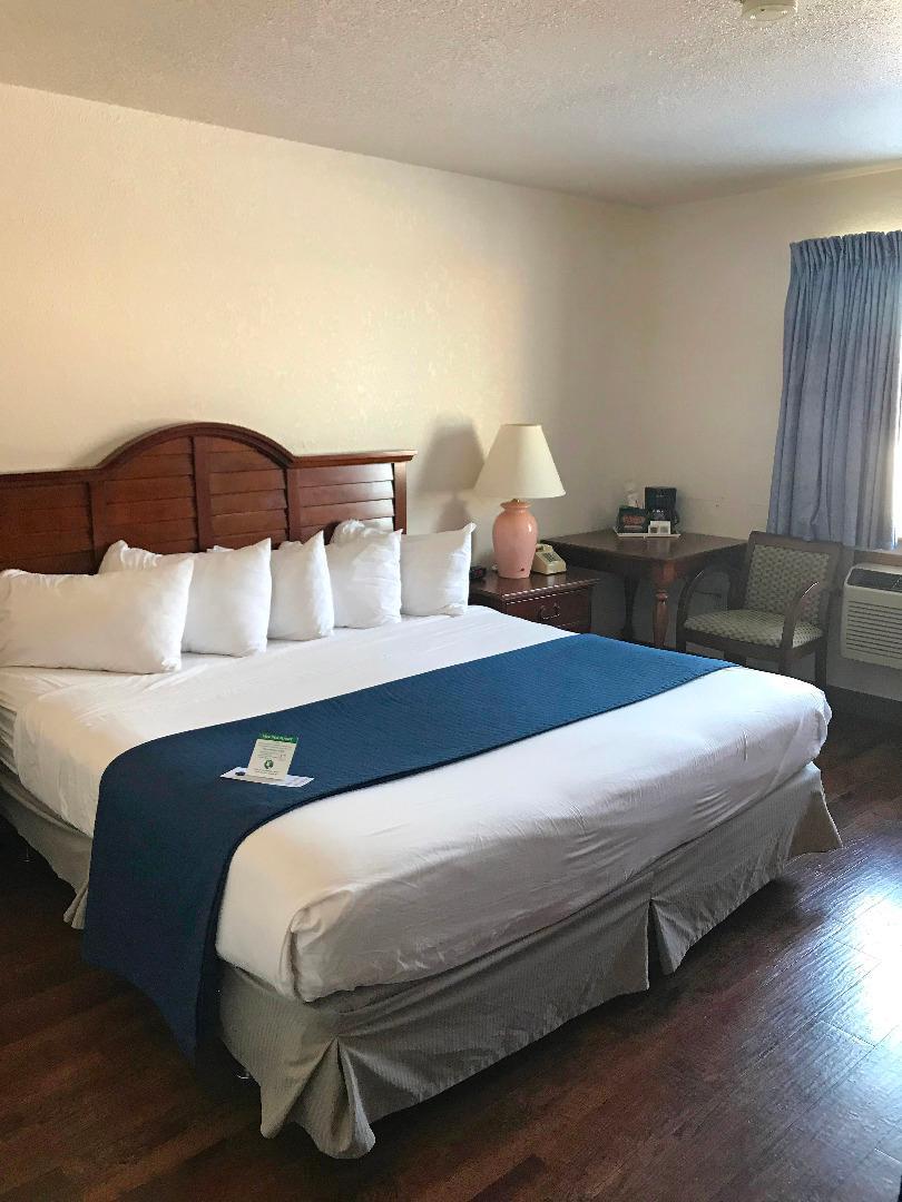 Americas Best Value Inn Sault Ste. Marie Exterior photo