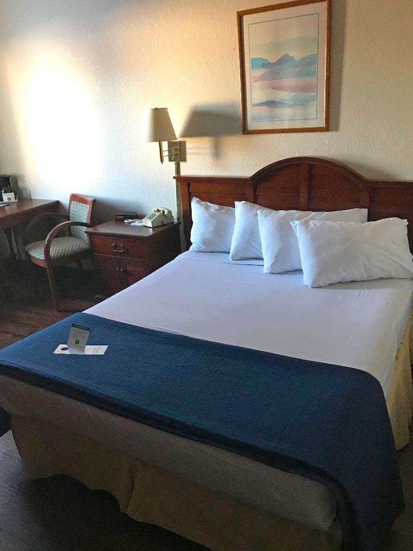 Americas Best Value Inn Sault Ste. Marie Exterior photo