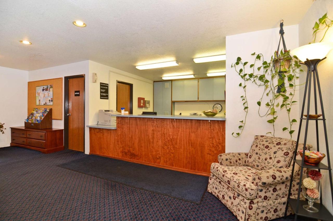 Americas Best Value Inn Sault Ste. Marie Interior photo